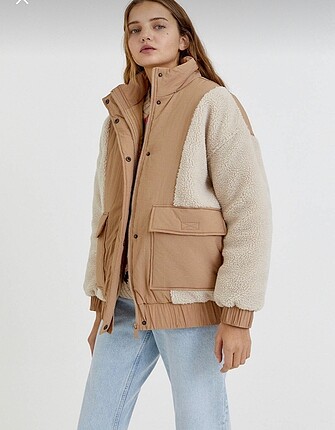 Pullandbear mont
