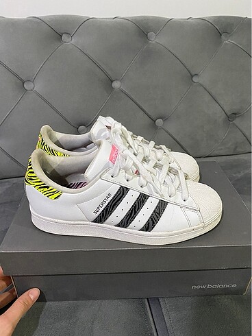 Adidas superstar