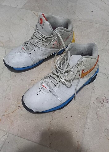 42 Beden beyaz Renk Nike Air Visi Pro ayakkabı