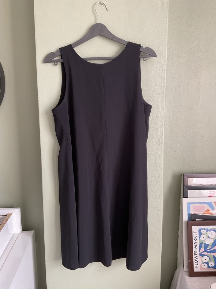 Siyah Midi Salaş Kolsuz Elbise - Görsel 2