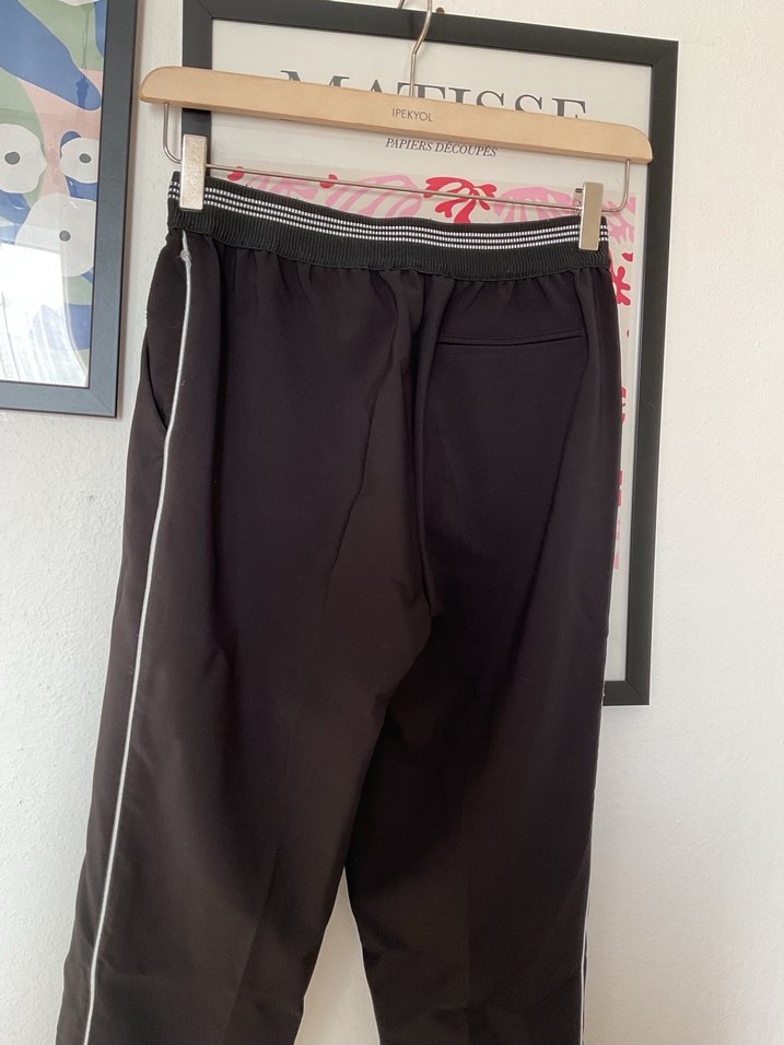 Kadın Siyah Midi Kumaş Pantolon - Görsel 3