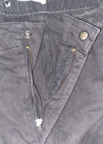 Bershka Siyah kargo pantolon - Görsel 8