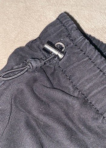 Bershka Siyah kargo pantolon - Görsel 9