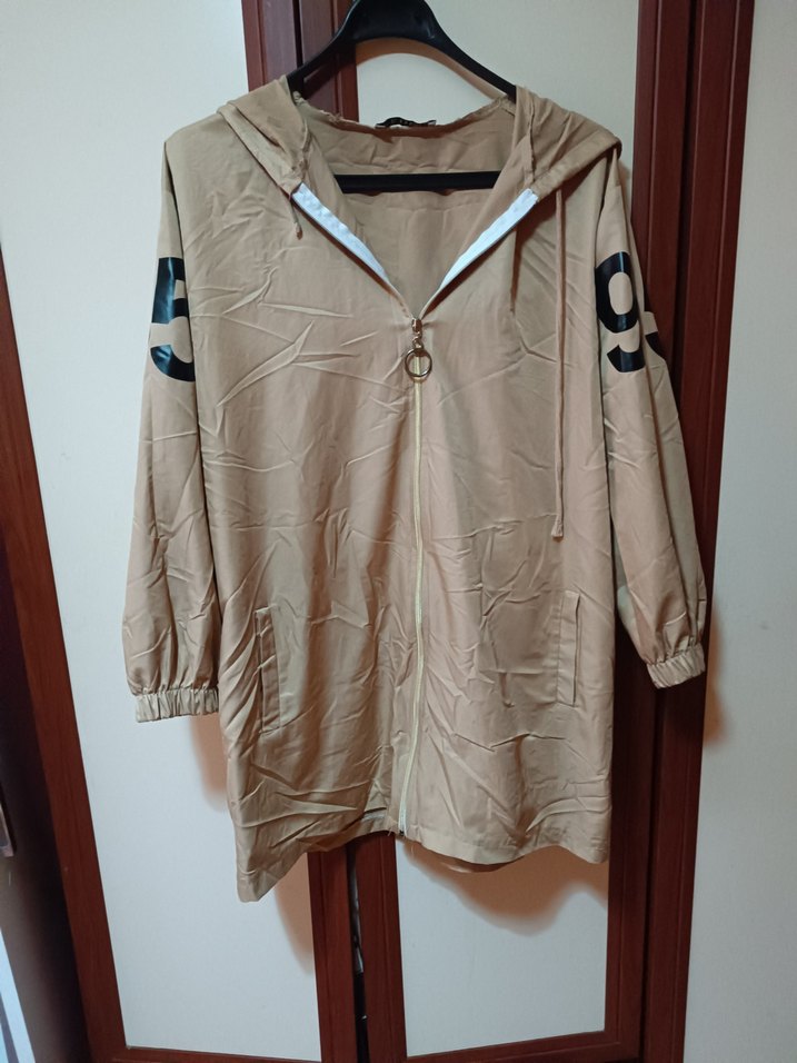 Kadın Camel Midi Kapüşonlu Yağmurluk - Görsel 4