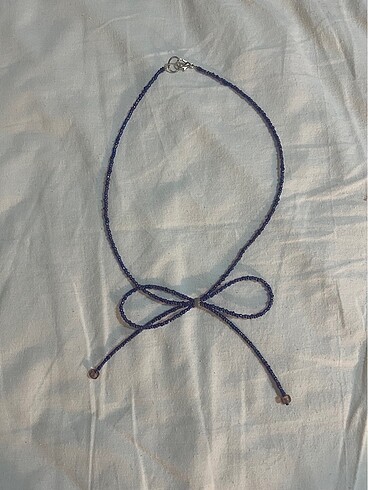 bow kolye
