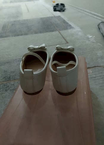 Fiyonklu Beyaz Kız Çocuk Babet Ayakkabı - Görsel 4