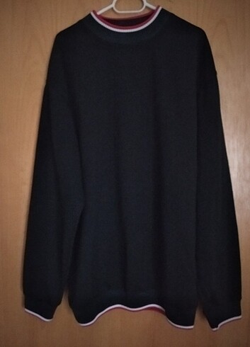 Siyah sweatshirt 