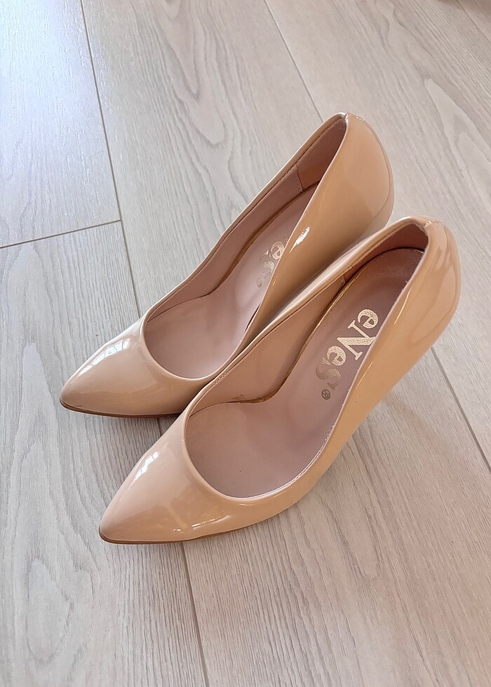 Topuklu ayakkabı - Görsel 3