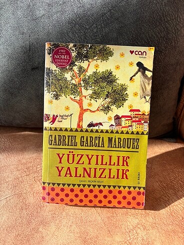 Yüzyıllık Yalnızlık