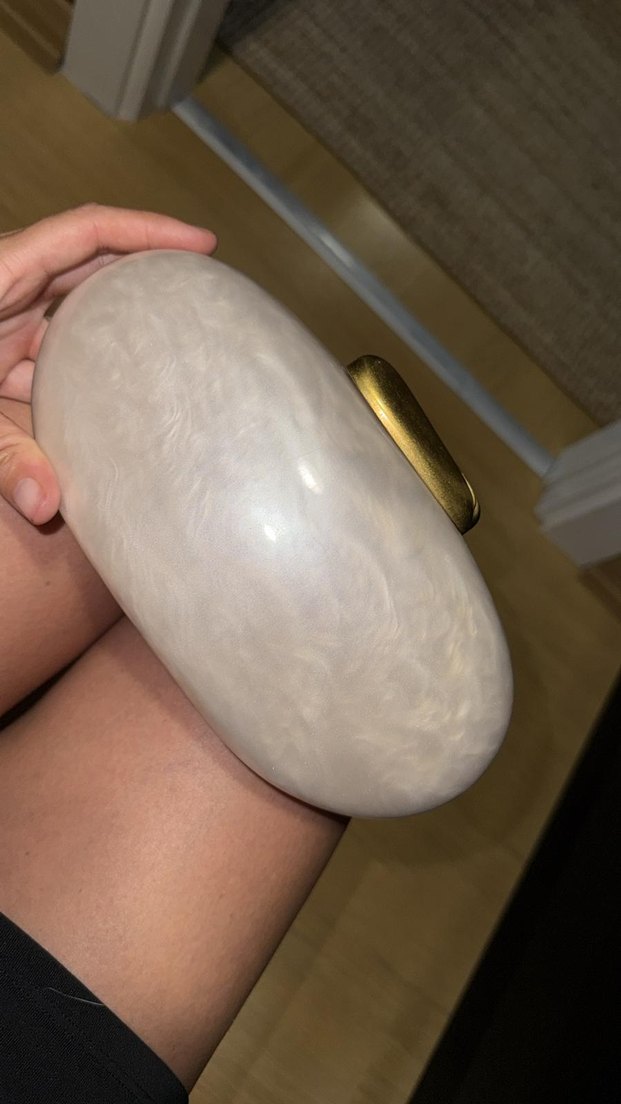 Zincir Detaylı Bej Kadın Portföy Çanta - Görsel 3