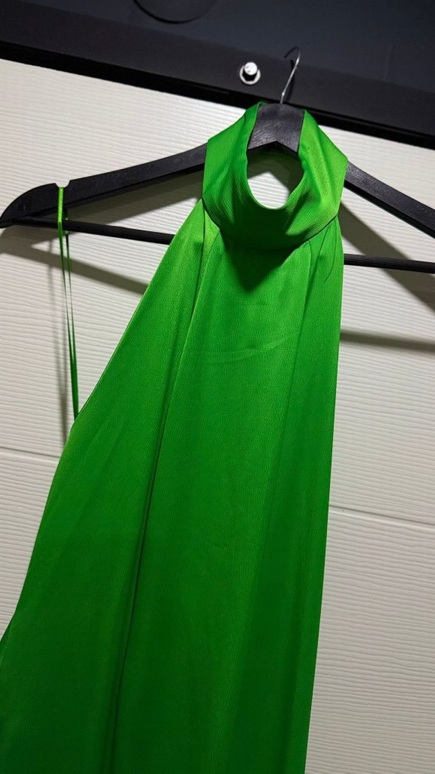 Yeşil Drapeli Uzun Halter Yaka Elbise - Görsel 2