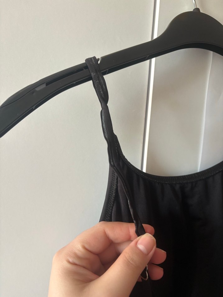 Drapeli Siyah İp Askılı Kadın Mayo - Görsel 4