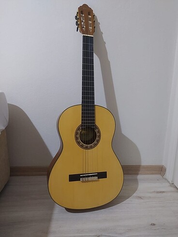 VC304 GİTAR ÇANTA HEDİYELİ