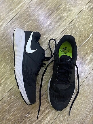 Siyah nike spor ayakkabı
