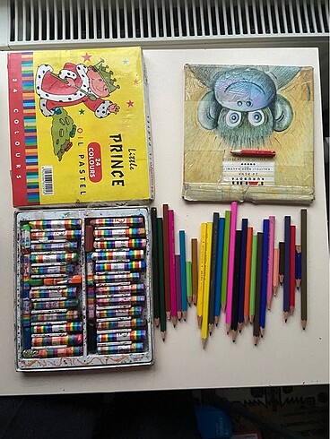 Beden Renk Kuru boya kalemi ve pastel boya