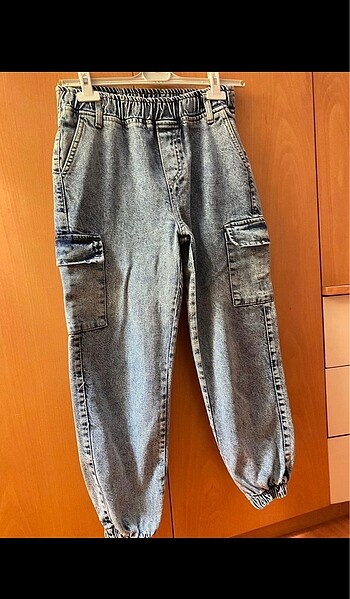 Bershka Kargo pantolon jean