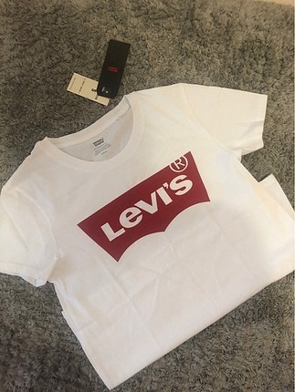 Orjinal etiketli levis