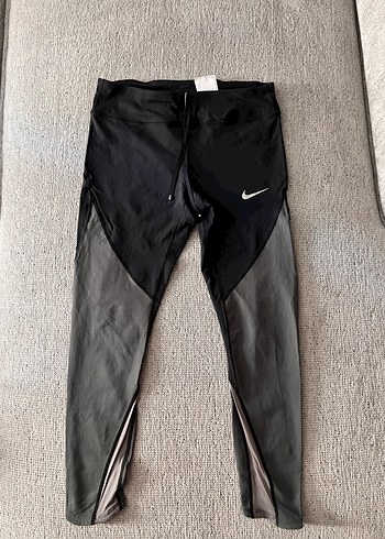 Nike Gri Bağcıklı Spor Tayt