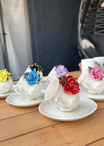 Porselen Gül Detaylı Fincan takımı - Görsel 8