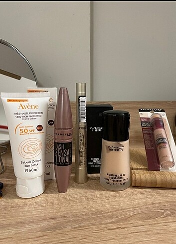 Avene, meybeline lash,telescopic.mac fondoten,meybeline kapatıcı