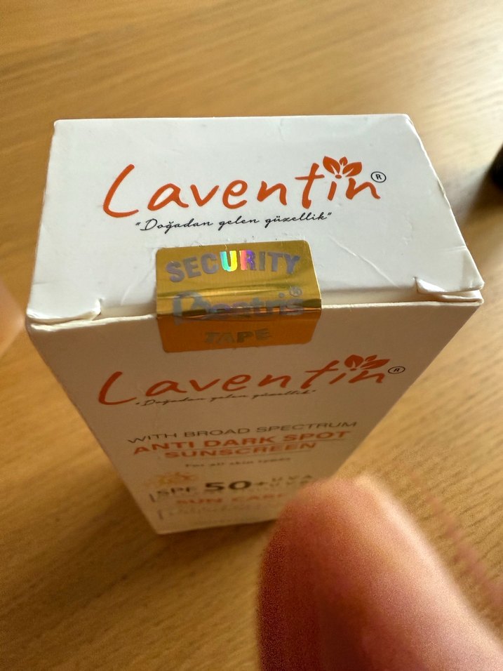 Laventín SPF 50+ aydınlatıcı Güneş Koruyucu Krem - Görsel 2