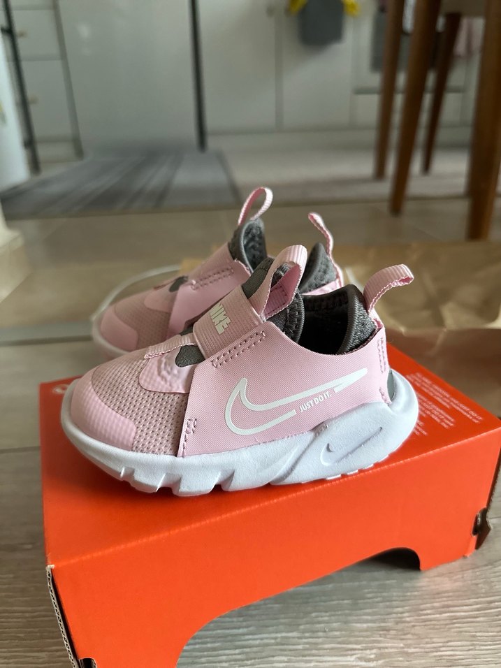 Kız Çocuk Pembe Nike Spor Ayakkabı ilk adım - Görsel 2