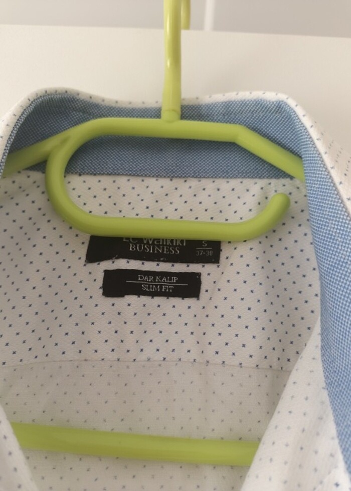 Beyaz gömlek  - Görsel 2