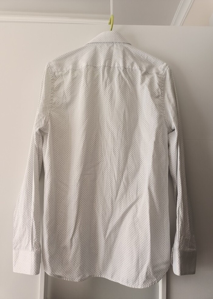 Beyaz gömlek  - Görsel 3