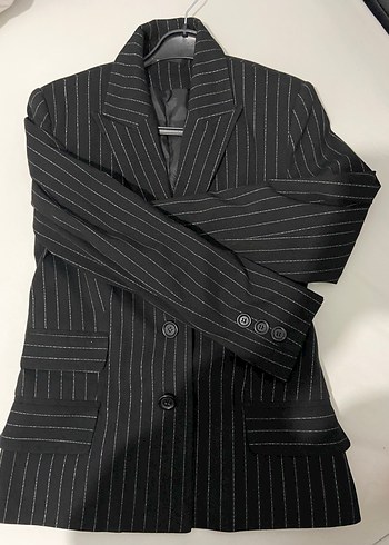40 Beden Çizgili Siyah Kadın Blazer Ceket