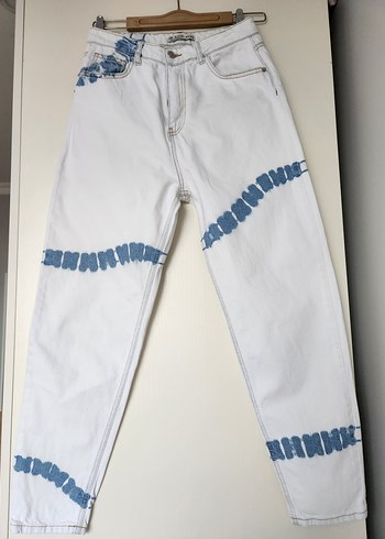 Beyaz Bağlama Desenli Denim Kadın Jean