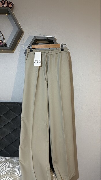 Zara?nın en rahat kumaş pantolonu