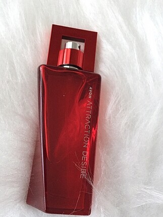 Avon parfüm attraction desire