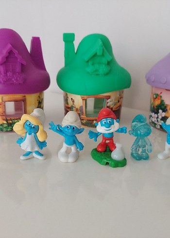Şirinler Gargamel Azman Gözlüklü Süslü Şirine Peyo