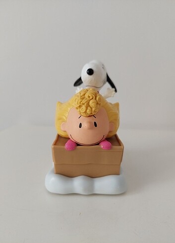  Snoopy Peanuts Charlie Brown Lucy Sally Brown 