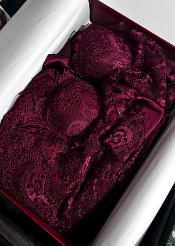 Pierre Cardin Bordo Dantel Detaylı Uzun Kadın Gecelik