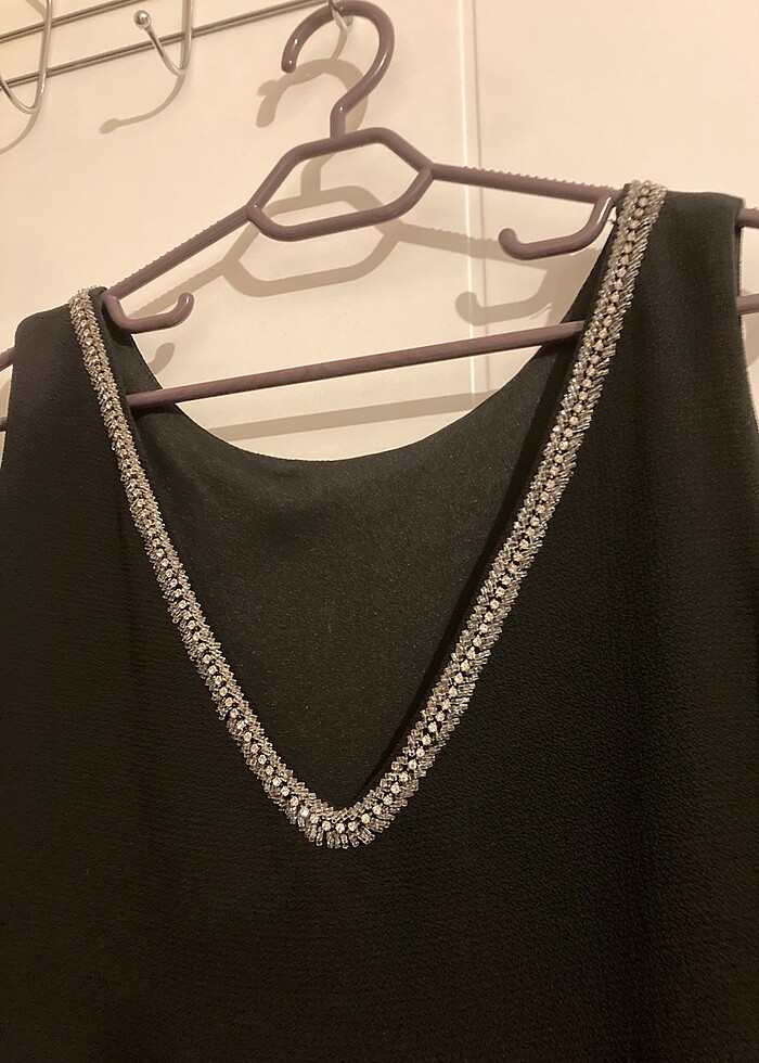 Siyah Taş Detaylı Elbise - Görsel 2