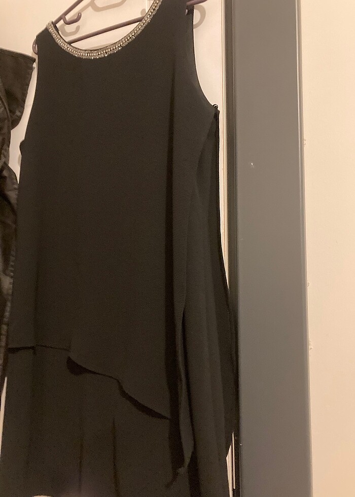 Siyah Taş Detaylı Elbise - Görsel 5