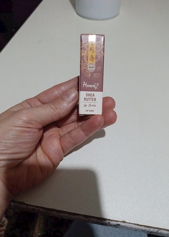 Beyaz Dudak Balmı - Görsel 3