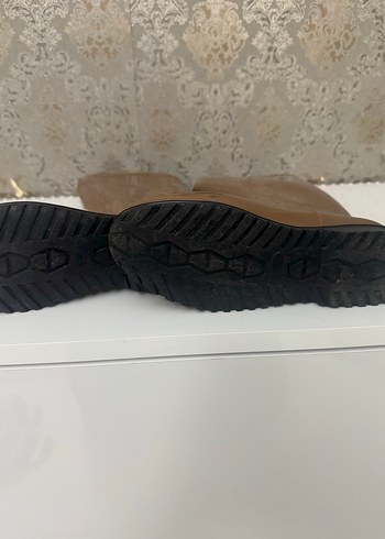 Bej Rugan Kadın Diz Boyu Çizme - Görsel 2