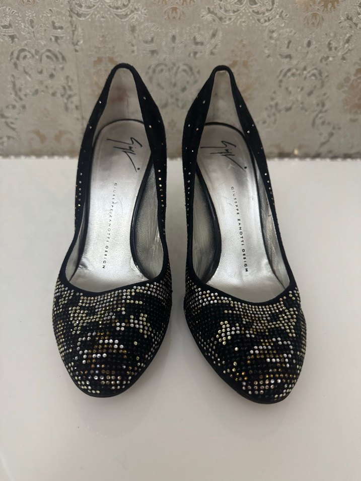 Siyah Parlak Yılan Desenli Stiletto Topuklu Ayakkabı - Görsel 2