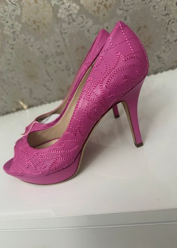 Pembe İşlemeli Dantel Detaylı Stiletto - Görsel 3