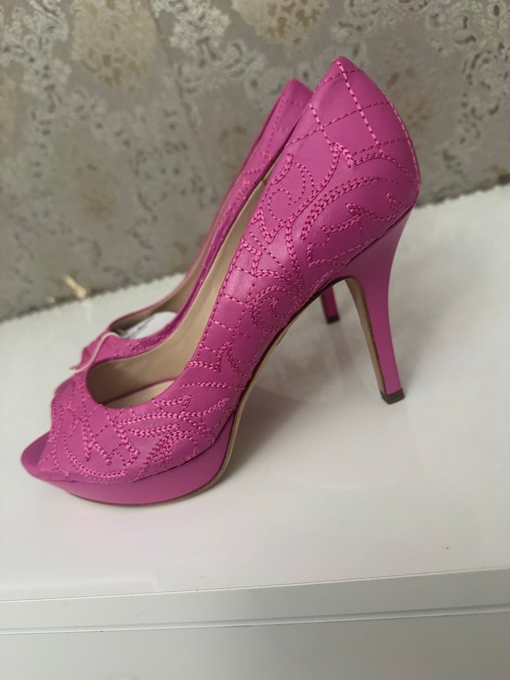 Pembe İşlemeli Dantel Detaylı Stiletto - Görsel 3