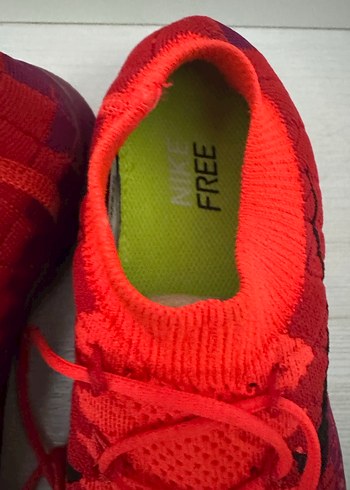 Kırmızı Bağcıklı Kadın Spor Ayakkabı - Görsel 4