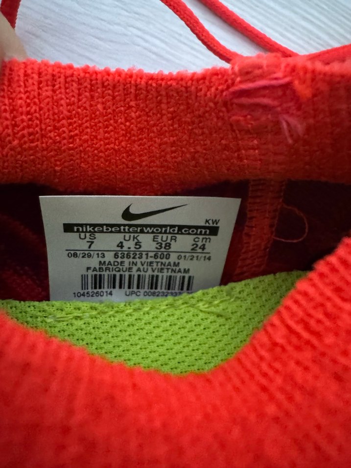 Kırmızı Bağcıklı Kadın Spor Ayakkabı - Görsel 3