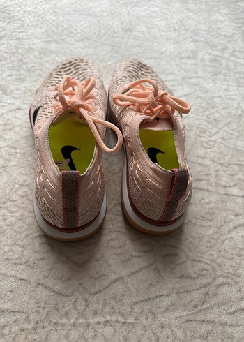 Pembe Bağcıklı Kadın Spor Ayakkabı - Görsel 2