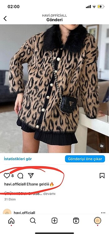 Yakası kürk detaylı leopar hırka