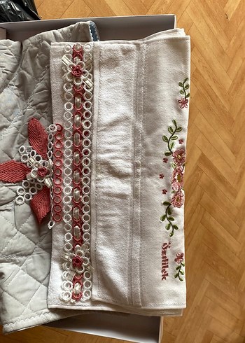 İşlemeli Bohem Mutfak Havlusu Gri Beyaz