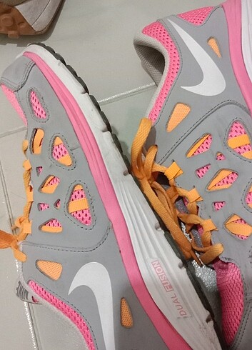 Nike spor