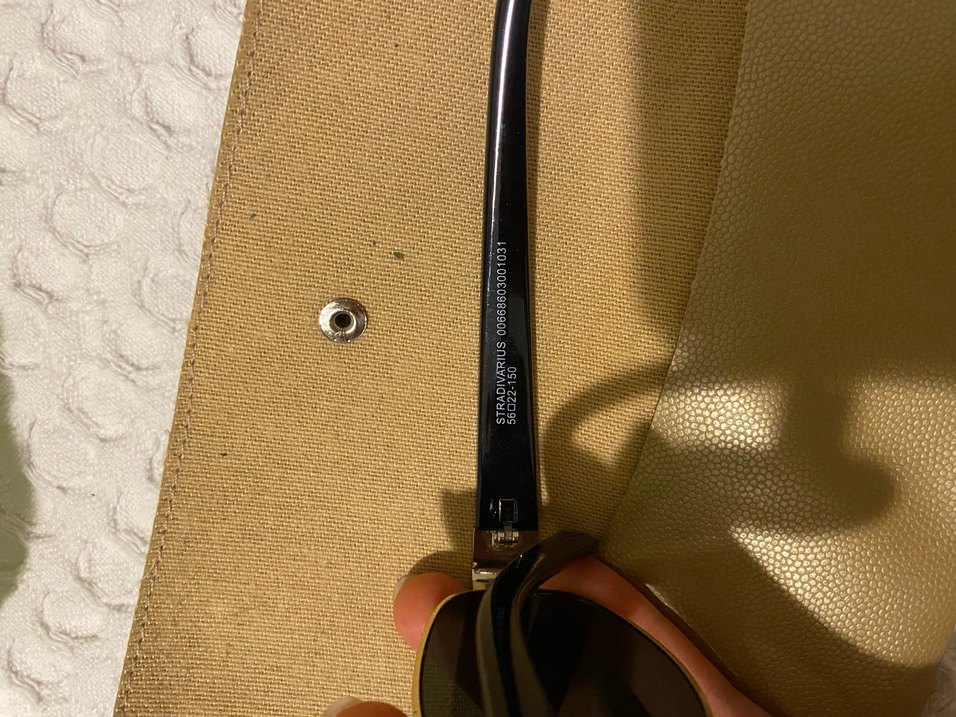 Parlak Altın Renkli Kadın Gözlüğü ve Fermuarlı Kılıf - Görsel 3