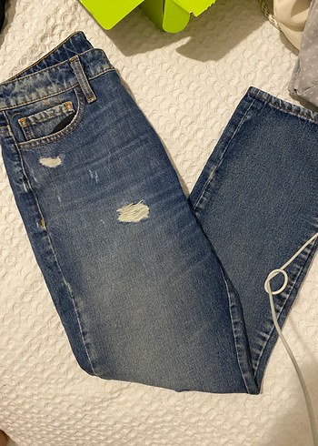 Düğmeli ve Bol Kesim Mavi Batik Kadın Kot - Görsel 3